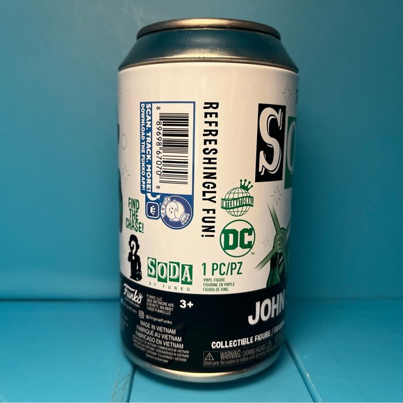 Funko Soda - John Stewart (Green Lantern) GITD Chase - 2022 Fall Convention Excl - Picture 12 of 12